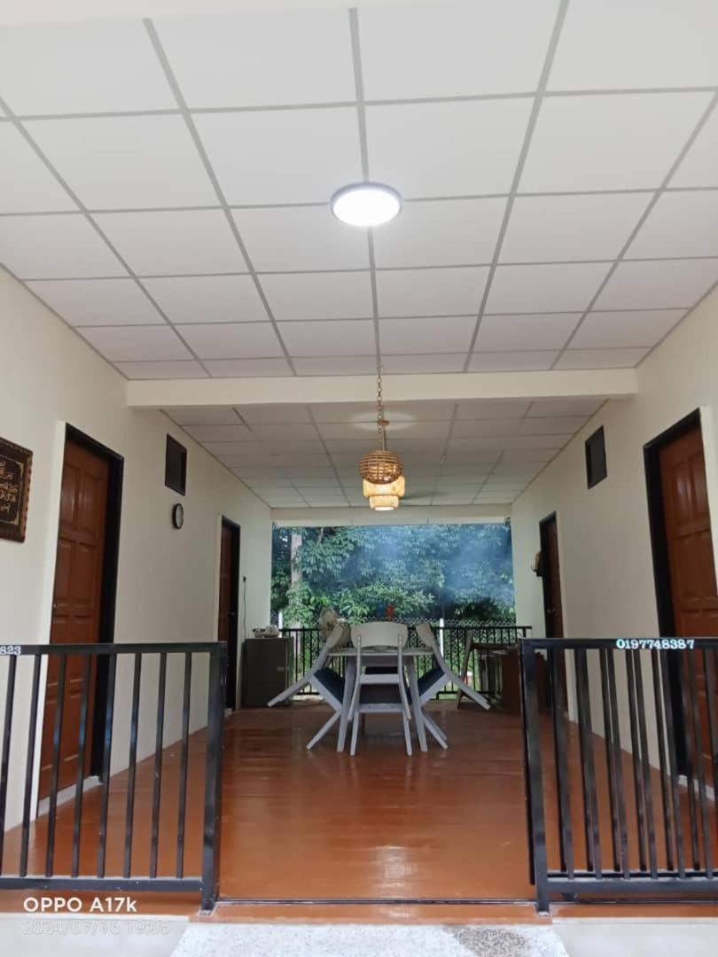 Appartamento Bilik Umar Gerik Esterno foto